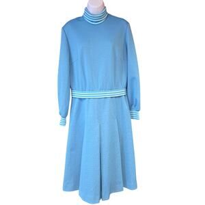 Vintage Hob Nobber 60s baby blue, long sleeve turtleneck dress sz Sm